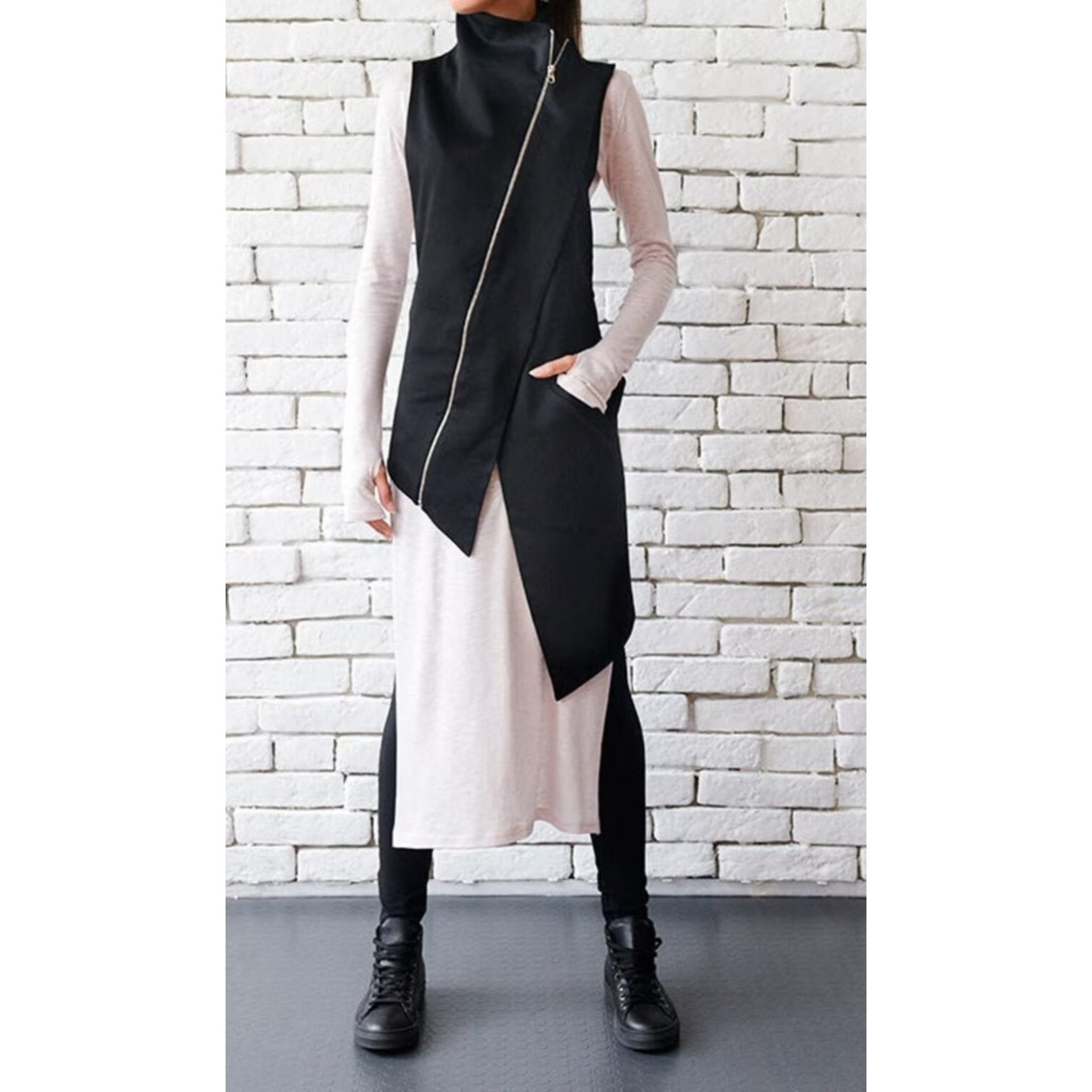 Nwt Etamorphoza Oversize Black Long Loose Vest (L)